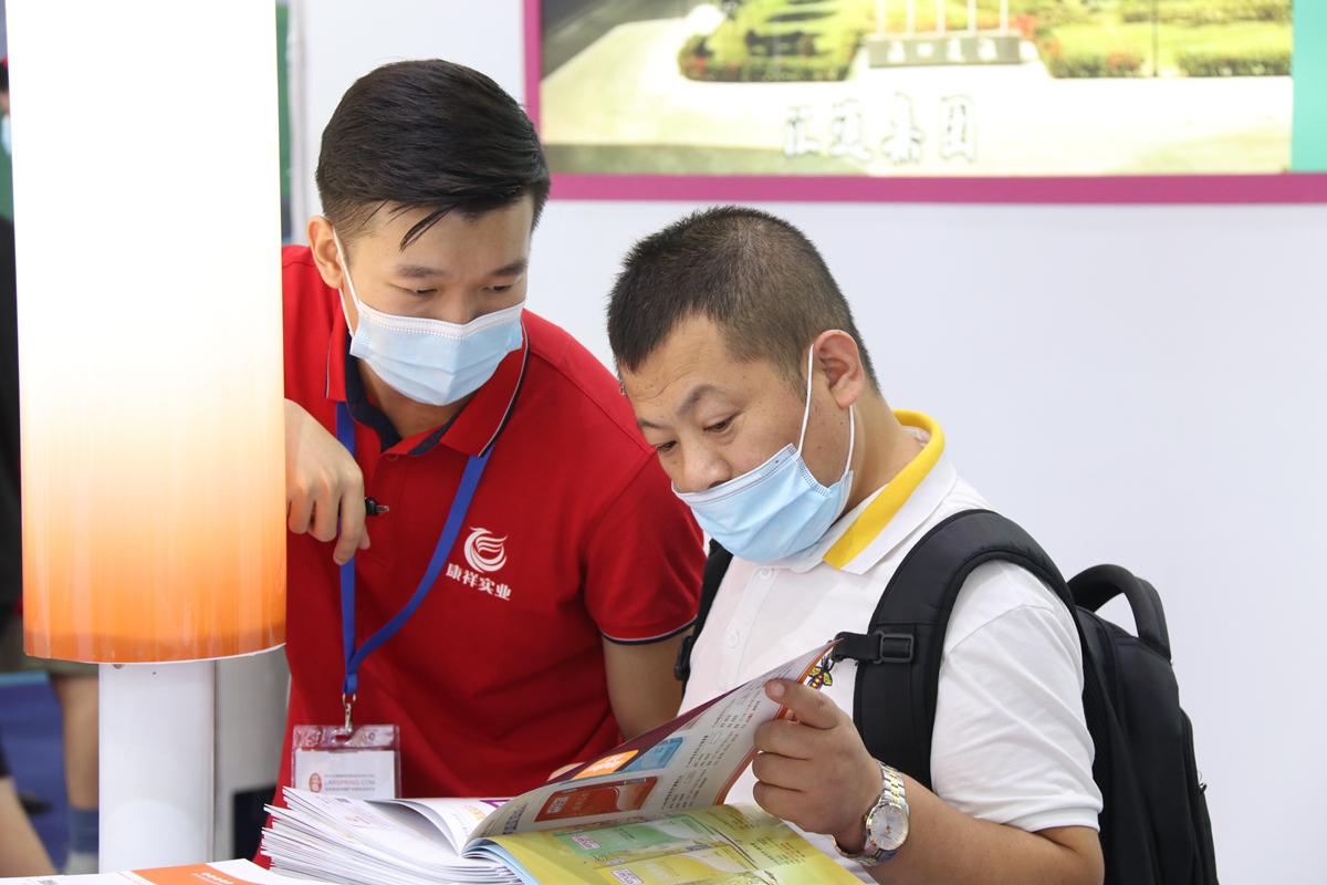 產品有特色、價格好操作，康祥避孕套閃亮國藥會！(圖12)