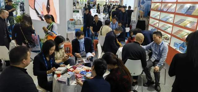 國藥會 | 康祥展示多元化避孕套產(chǎn)品,引領(lǐng)兩性健康新潮流(圖9) 國藥會 | 康祥展示多元化避孕套產(chǎn)品,引領(lǐng)兩性健康新潮流(圖9)